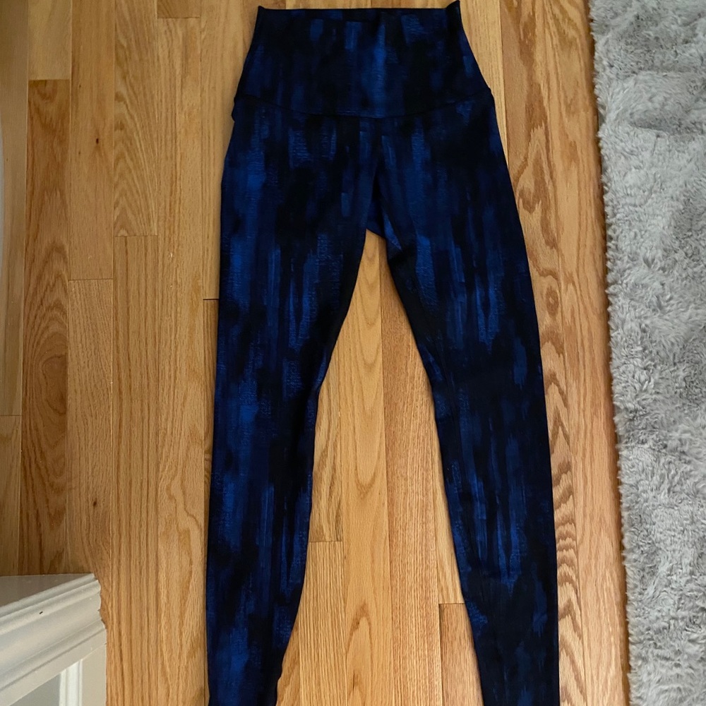 Full length lululemon printed leggings